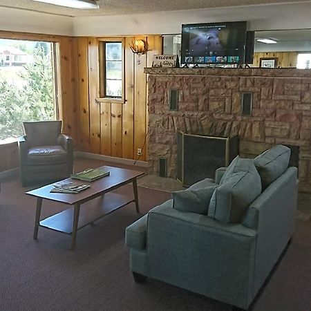 Caribou Lodge And Motel Soda Springs エクステリア 写真