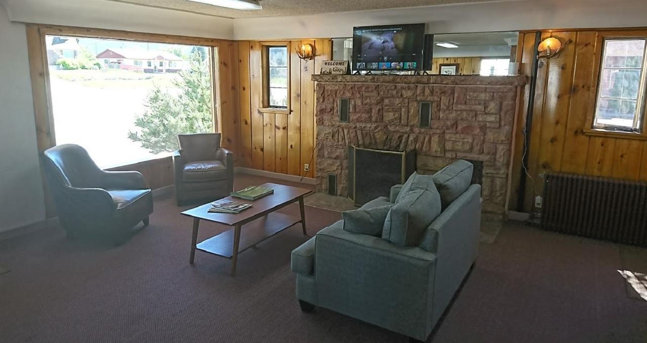 Caribou Lodge And Motel Soda Springs エクステリア 写真