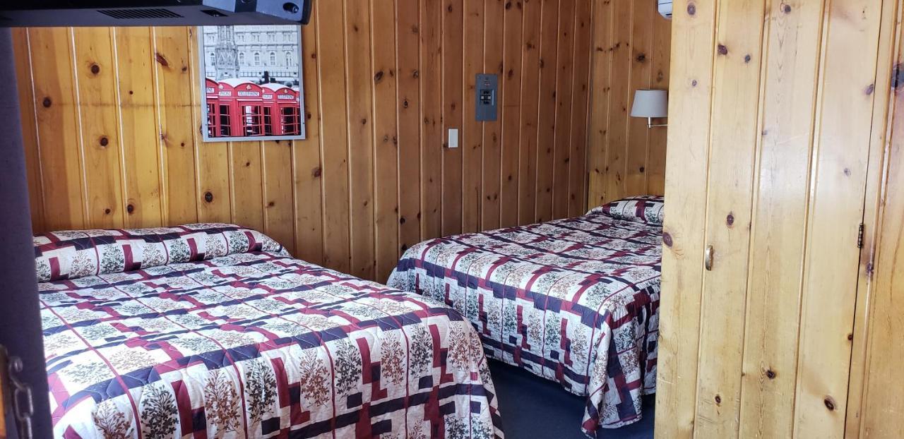 Caribou Lodge And Motel Soda Springs エクステリア 写真